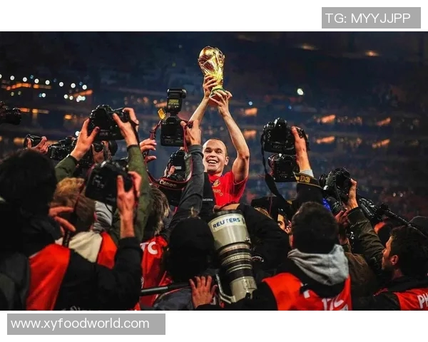 当传奇谢幕泪洒绿茵场足球巨星含泪告别辉煌岁月